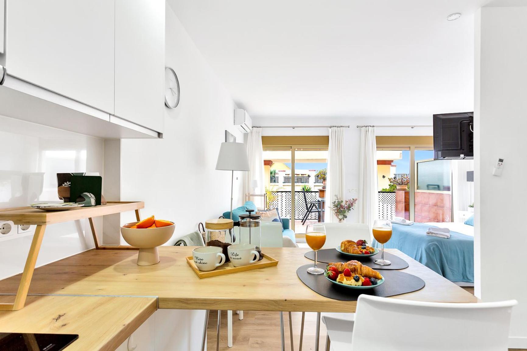 Modern Beach Apartment Romana Playa 723 In Marbella, Elviria Kültér fotó