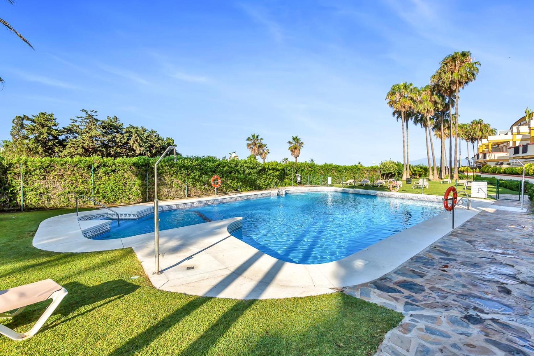 Modern Beach Apartment Romana Playa 723 In Marbella, Elviria Kültér fotó