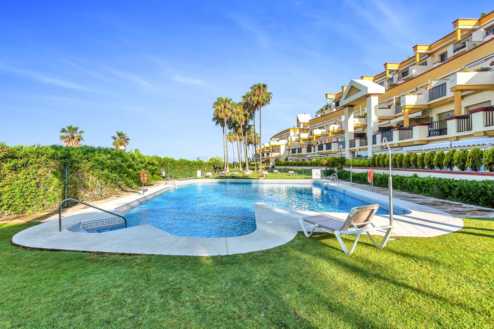 Modern Beach Apartment Romana Playa 723 In Marbella, Elviria Kültér fotó